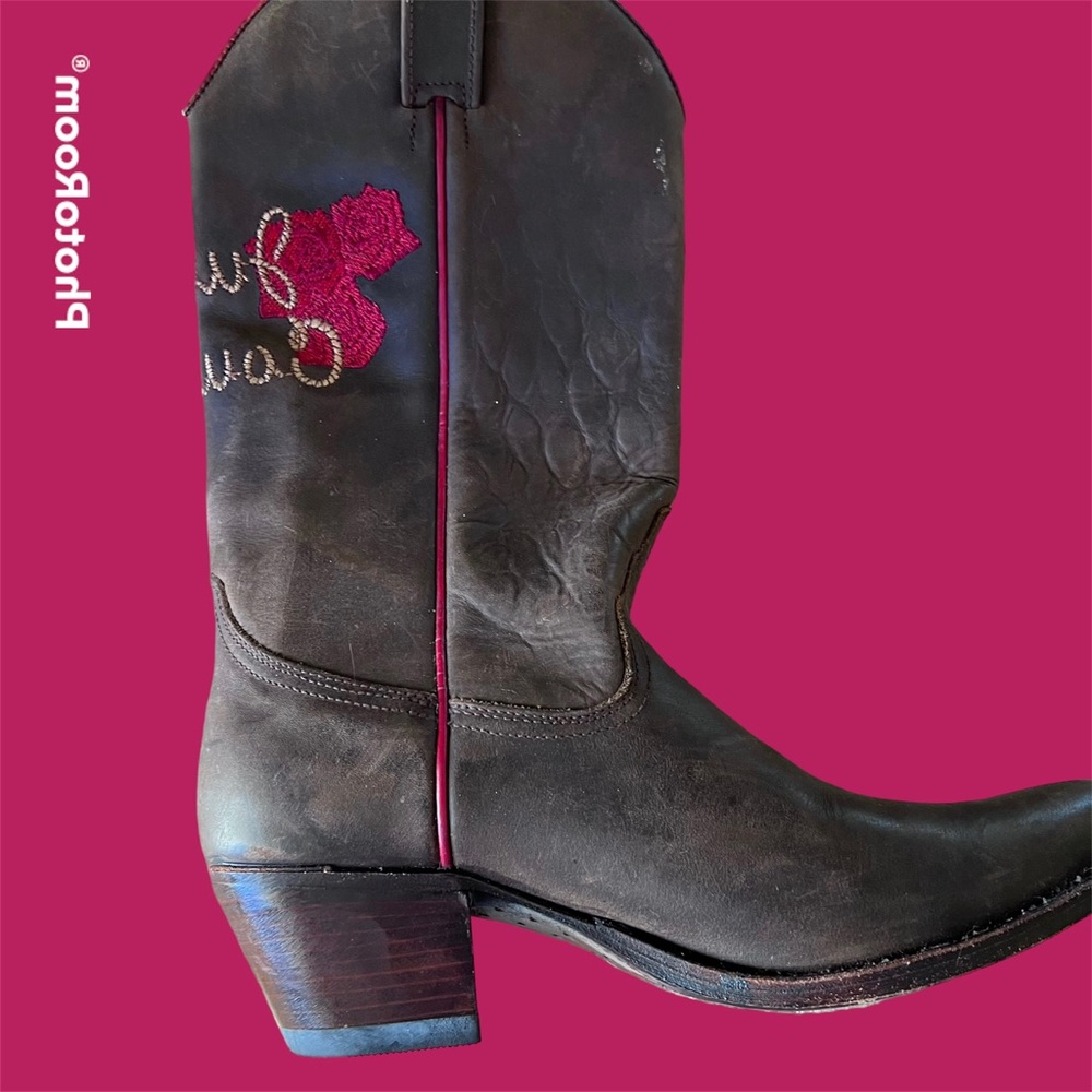 Juicy Couture Boots - brown, western, ladies size 7.5